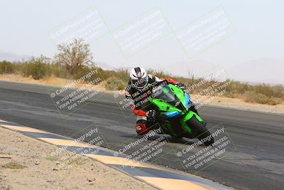 media/Apr-10-2022-SoCal Trackdays (Sun) [[f104b12566]]/Turn 3 Inside (1150am)/